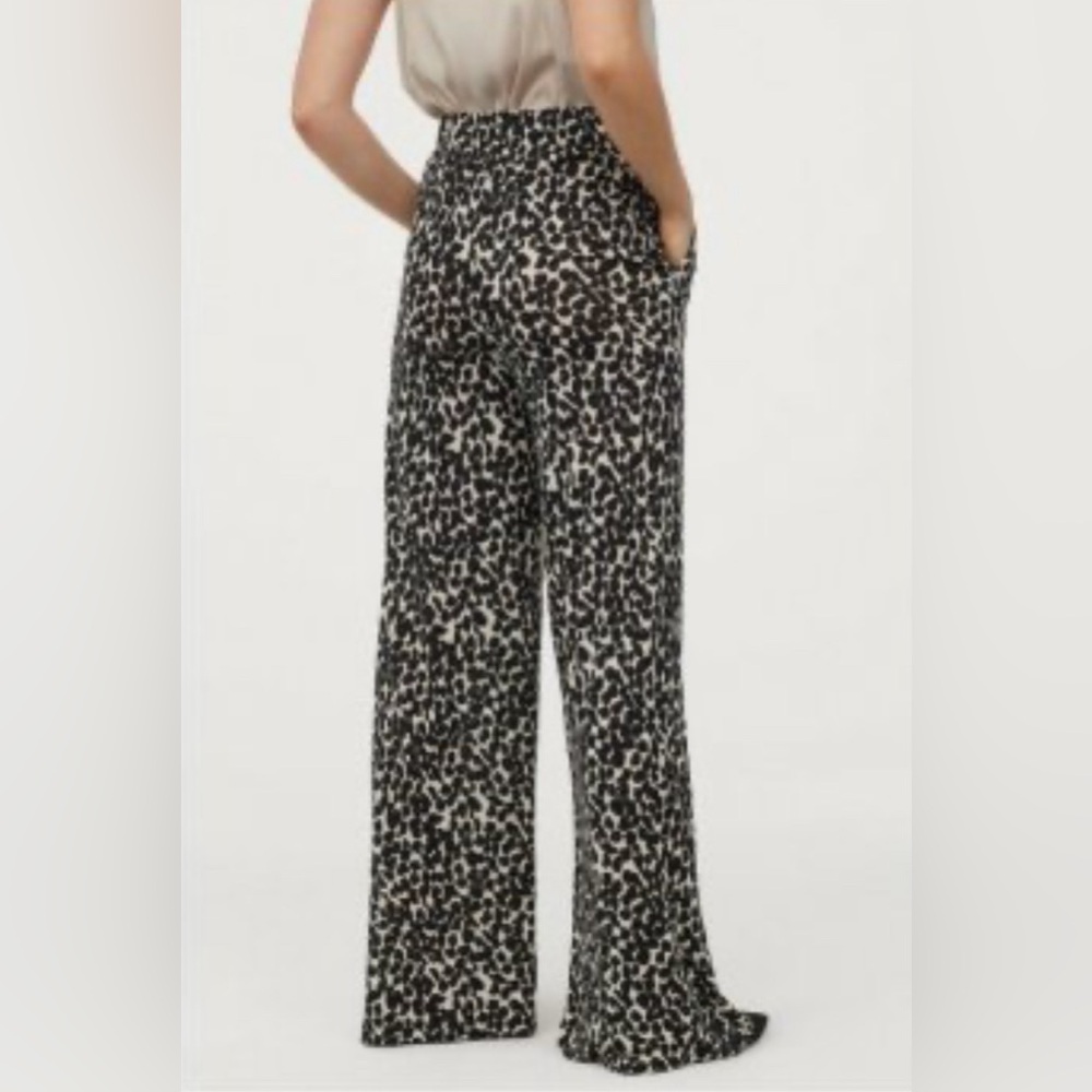 NWT H&M printed pants